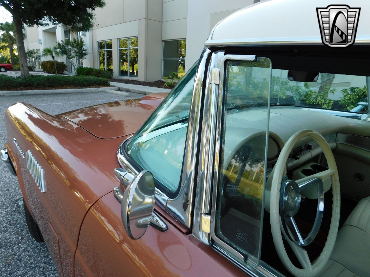 1957 Ford Thunderbird 47