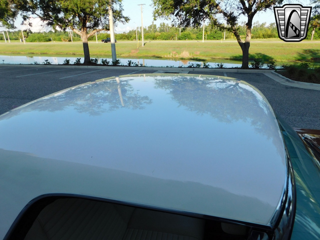 1957 Ford Thunderbird 74