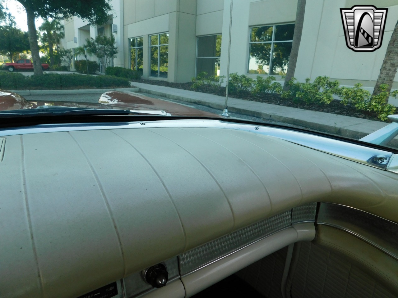 1957 Ford Thunderbird 99