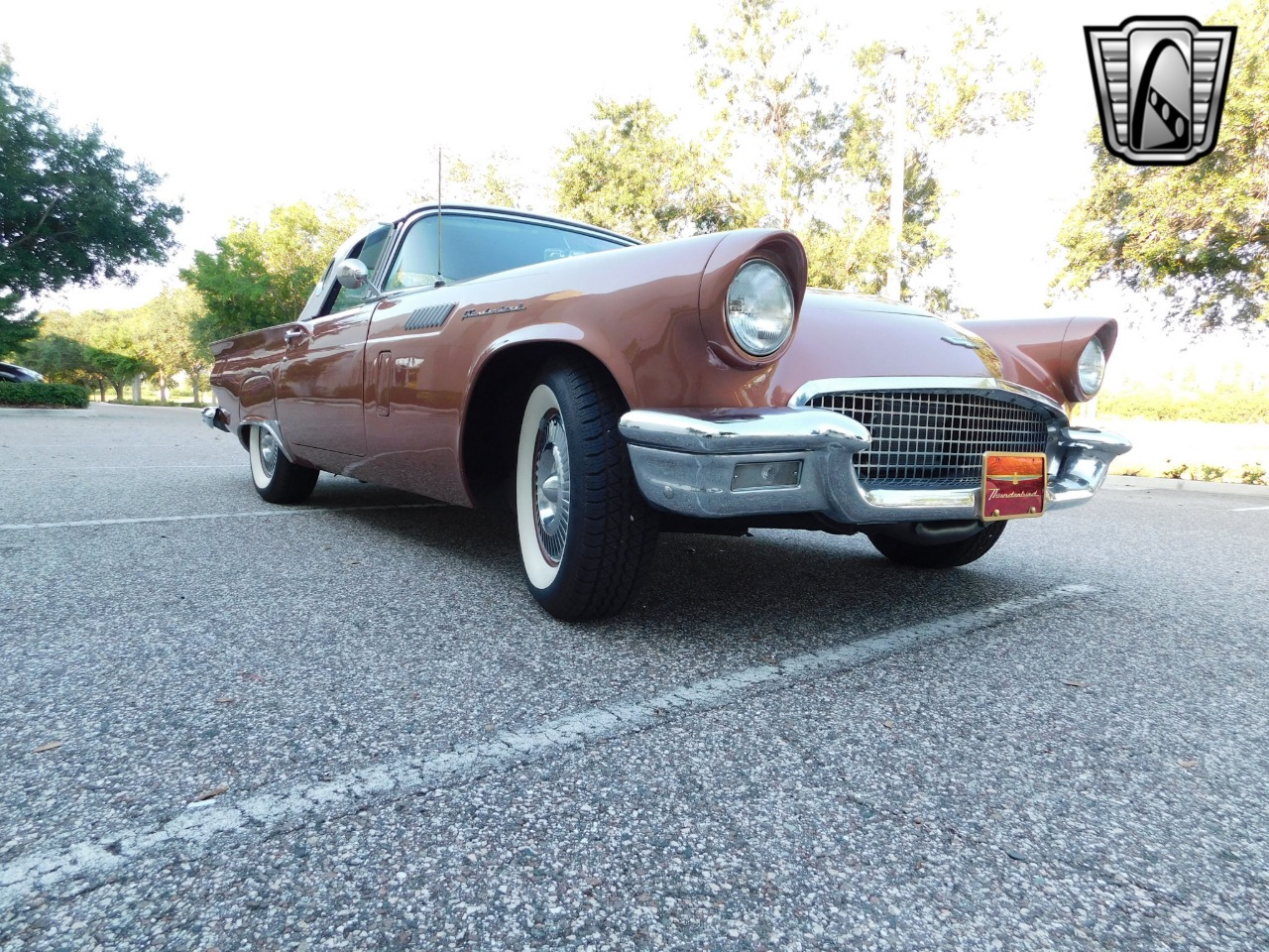 1957 Ford Thunderbird 30