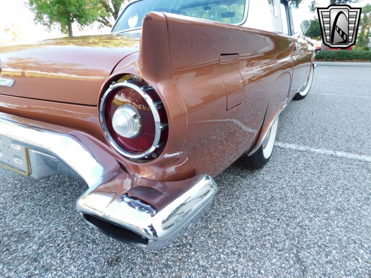 1957 Ford Thunderbird 80