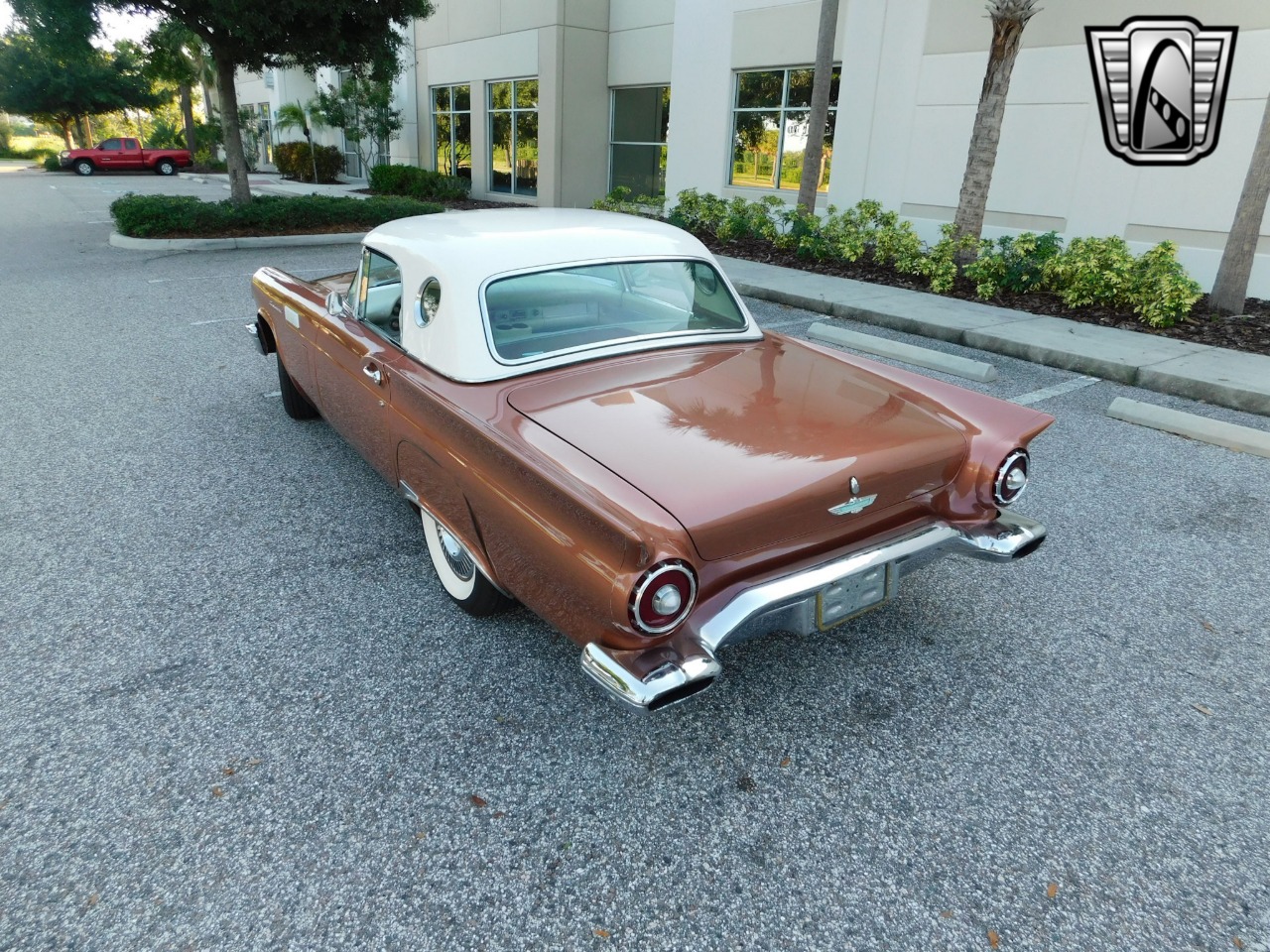 1957 Ford Thunderbird 36