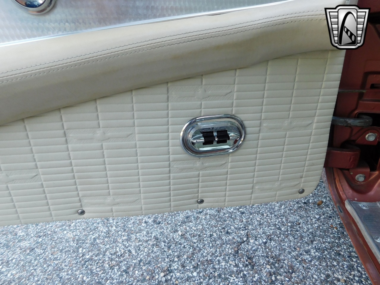 1957 Ford Thunderbird 85