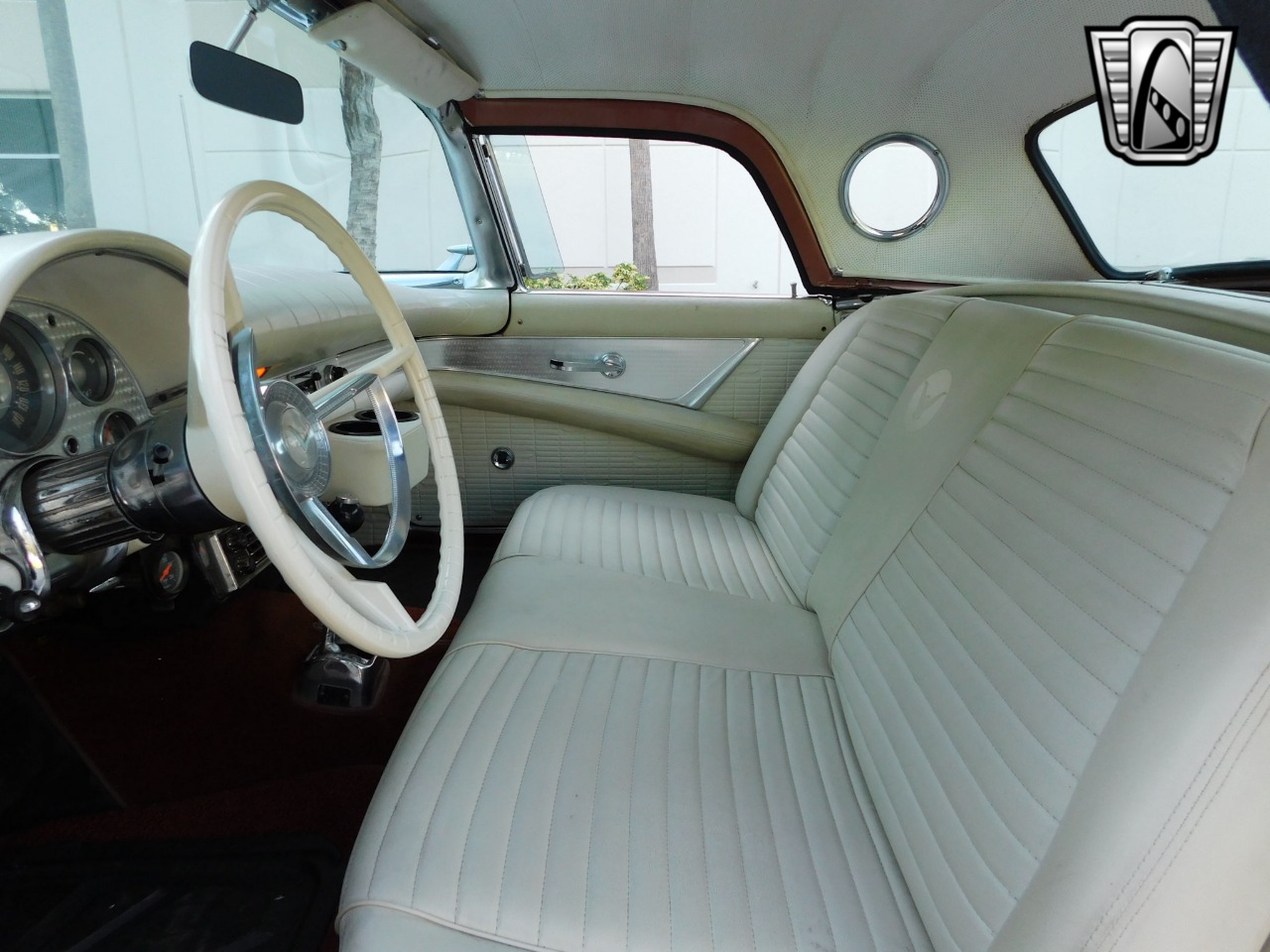 1957 Ford Thunderbird 89