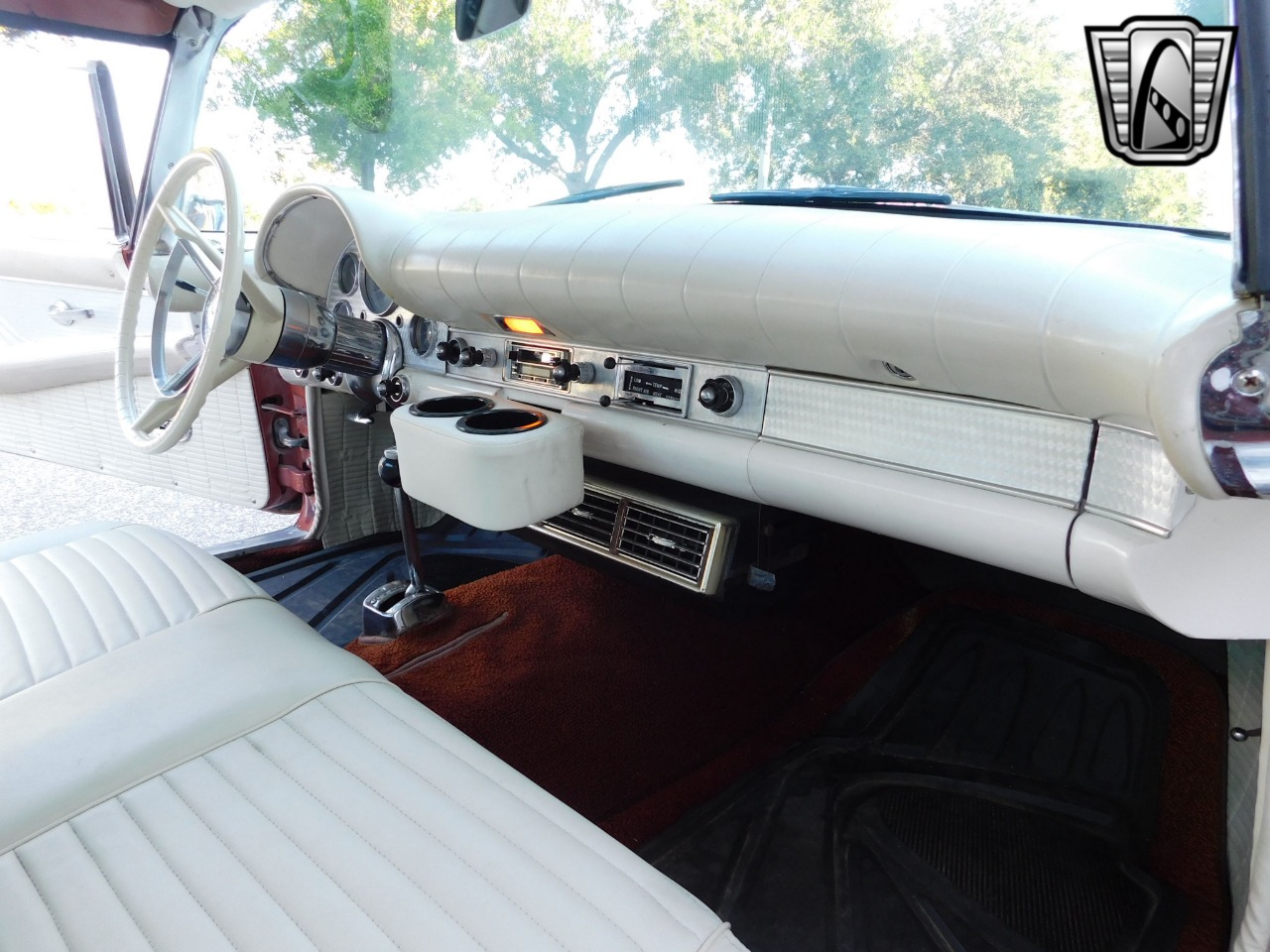 1957 Ford Thunderbird 15