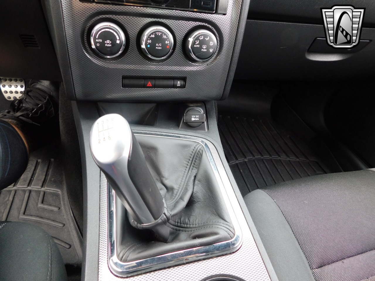 2012 Dodge Challenger 11