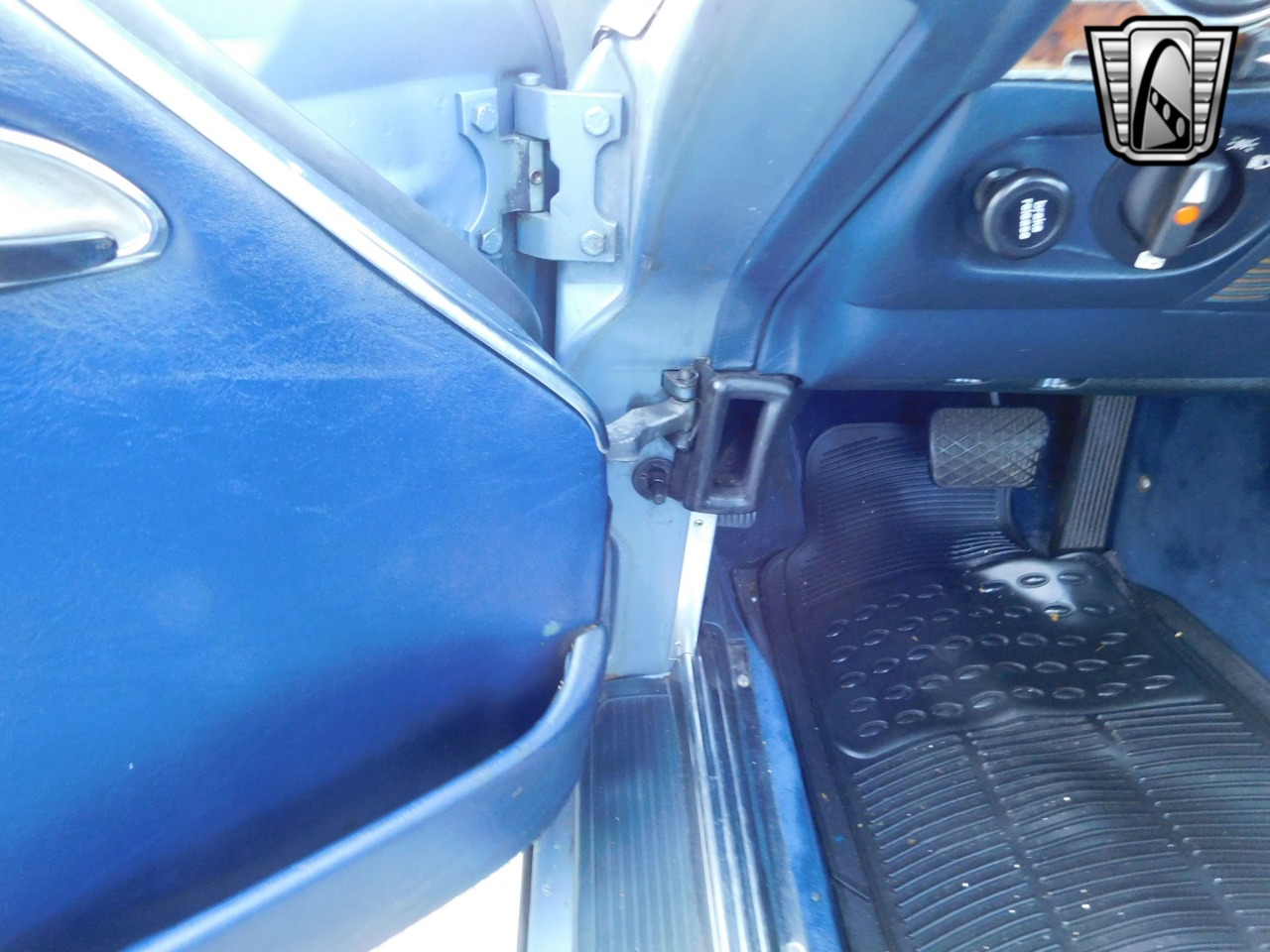 1985 Mercedes-Benz 380SL 76