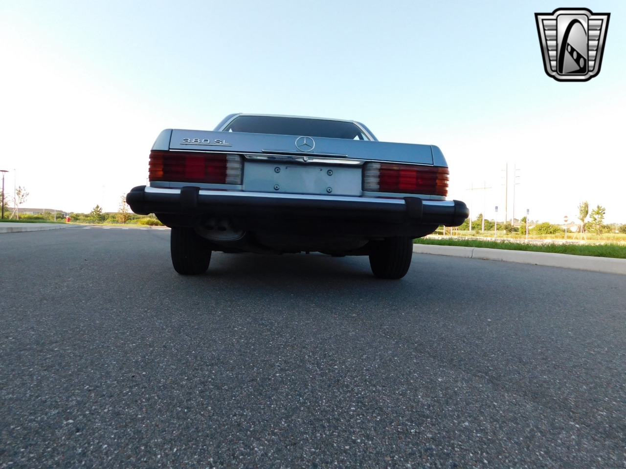 1985 Mercedes-Benz 380SL 29