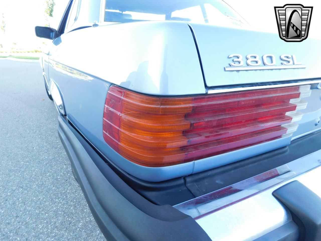 1985 Mercedes-Benz 380SL 52