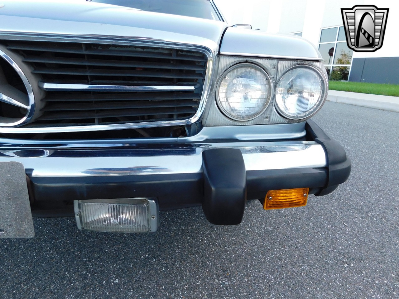 1985 Mercedes-Benz 380SL 57