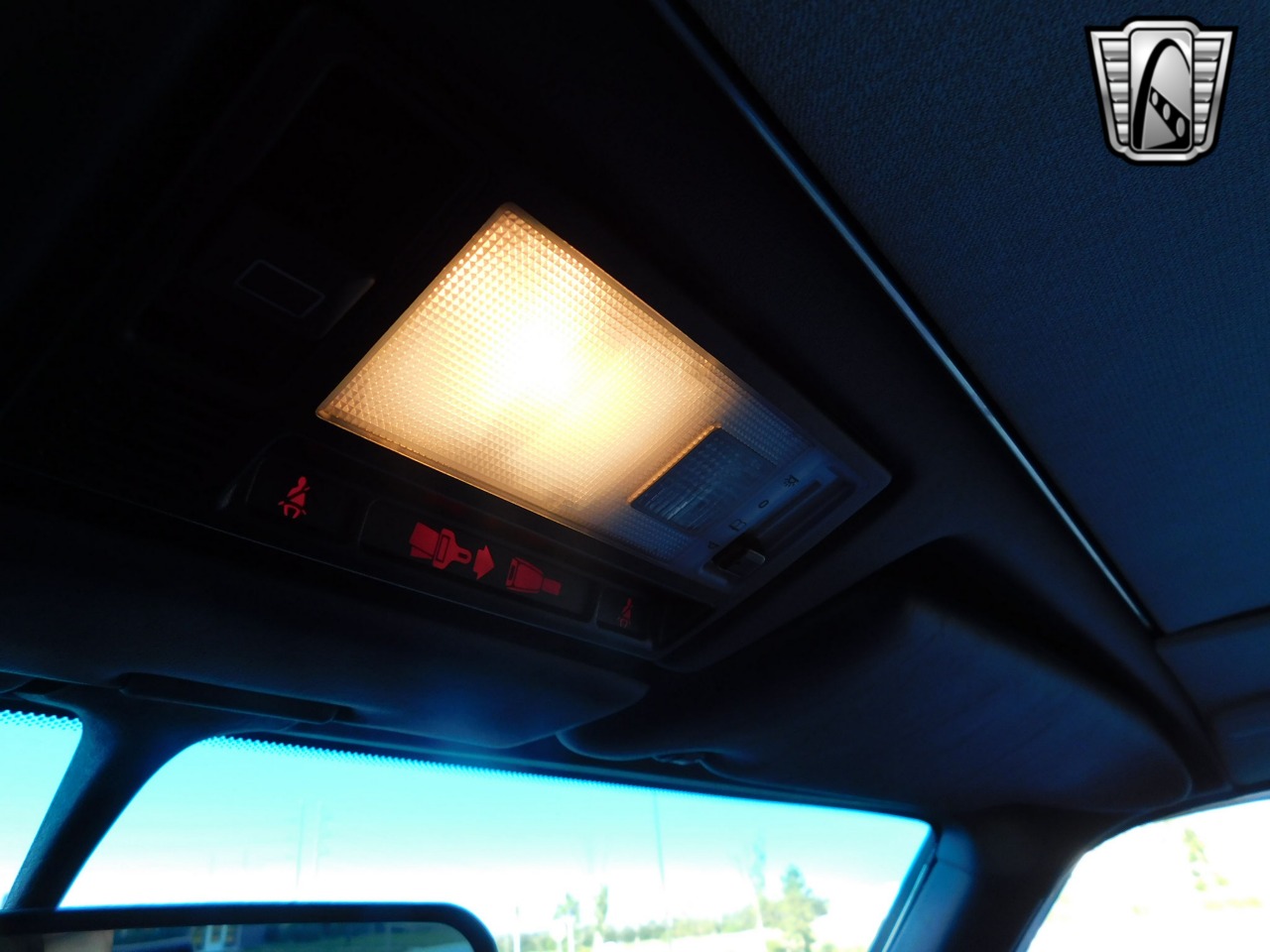 1990 Mercedes-Benz 300 90