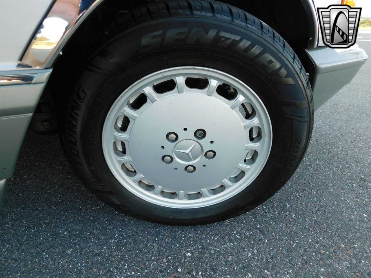 1990 Mercedes-Benz 300 67