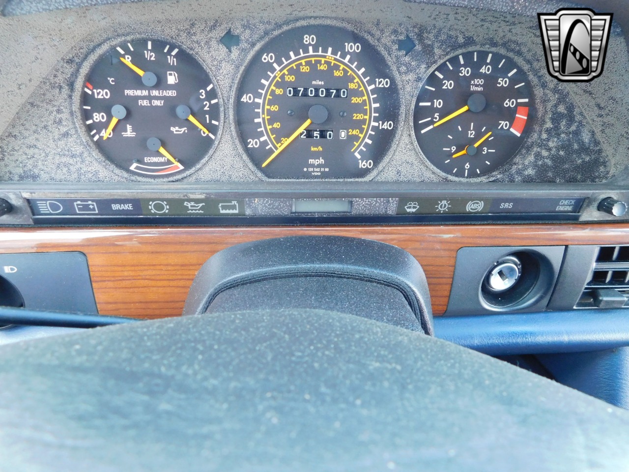 1990 Mercedes-Benz 300 91