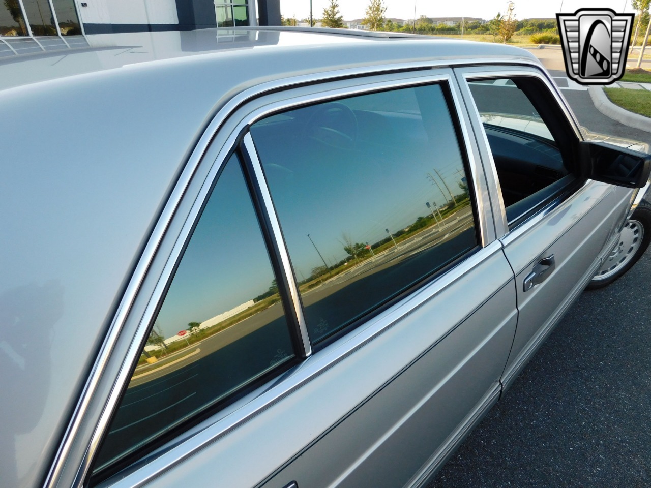 1990 Mercedes-Benz 300 71