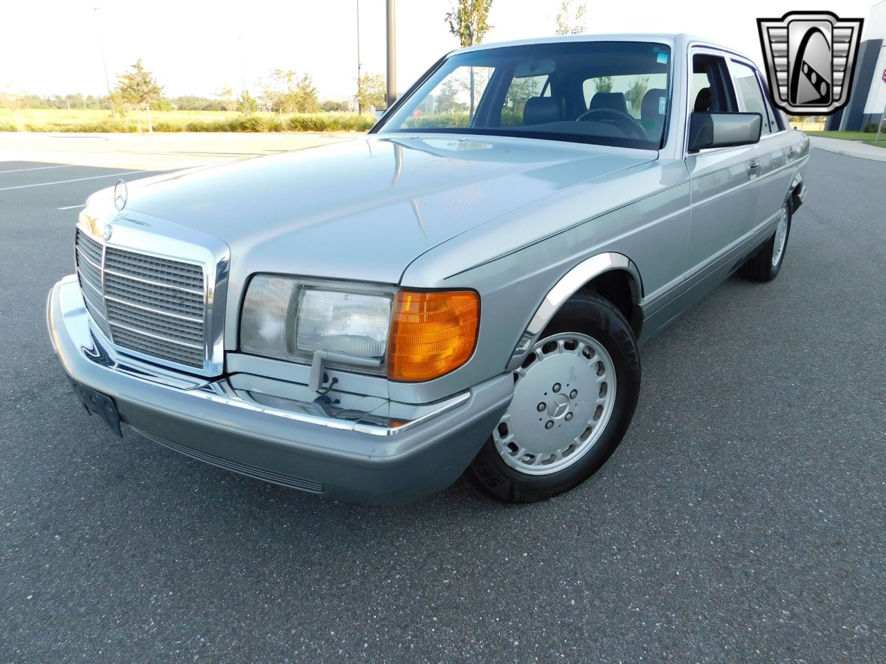 1990 Mercedes-Benz 300 48