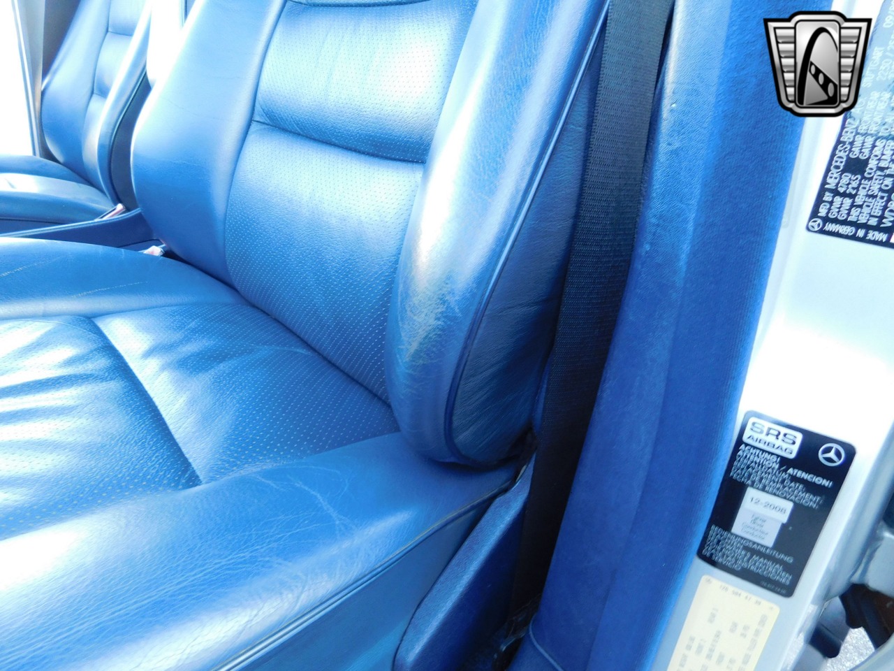 1990 Mercedes-Benz 300 77