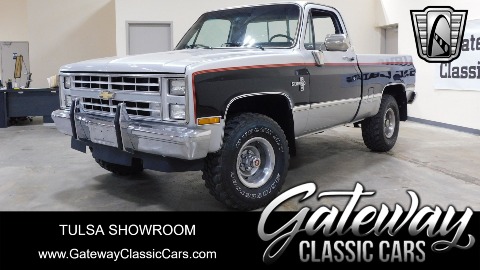 1985 Chevrolet K10 image 1