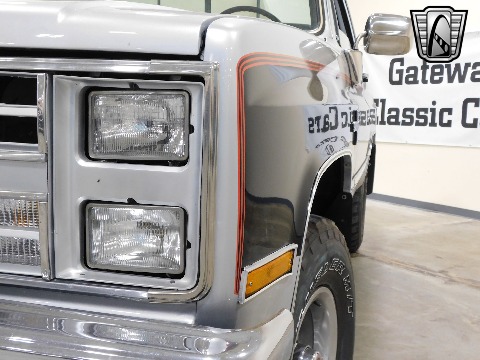 1985 Chevrolet K10 image 28