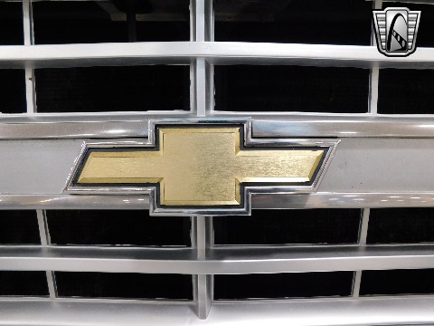 1985 Chevrolet K10 image 29