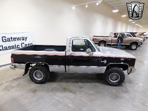 1985 Chevrolet K10 image 15