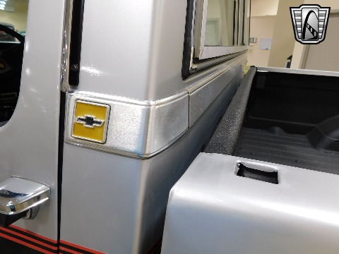 1985 Chevrolet K10 image 42