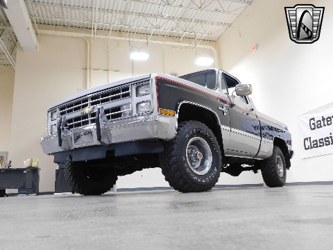 1985 Chevrolet K10 image 18