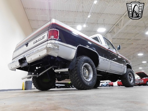 1985 Chevrolet K10 image 22