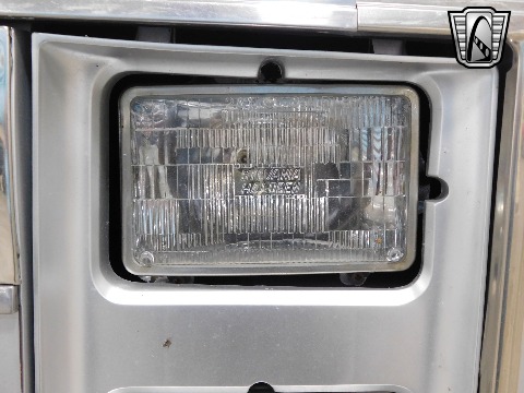 1985 Chevrolet K10 image 26