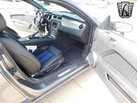 2014 Ford Mustang image 81