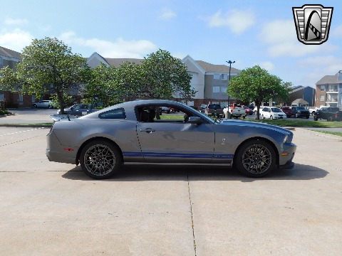 2014 Ford Mustang image 7