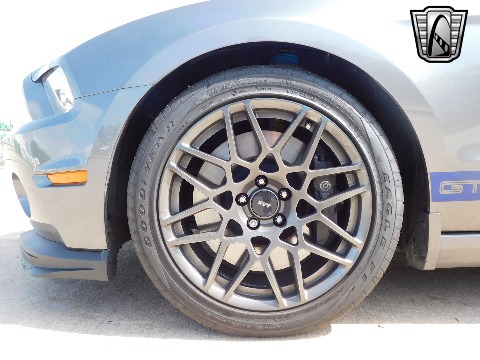 2014 Ford Mustang image 33