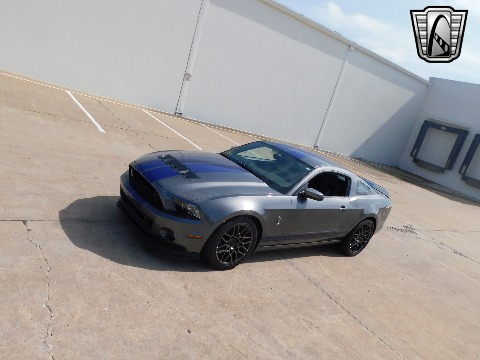 2014 Ford Mustang image 10