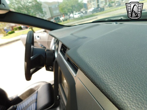 2014 Ford Mustang image 89