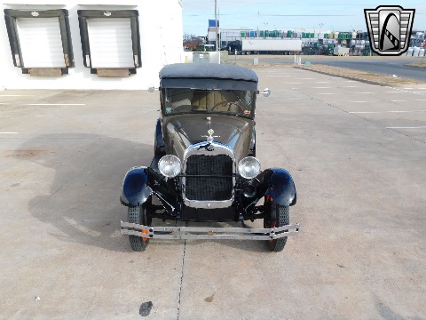 1928 Ford Model A image 19