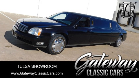 2004 Cadillac DeVille image 2