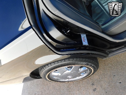 2004 Cadillac DeVille image 87