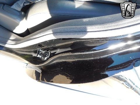 2004 Cadillac DeVille image 63