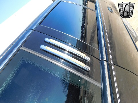 2004 Cadillac DeVille image 38