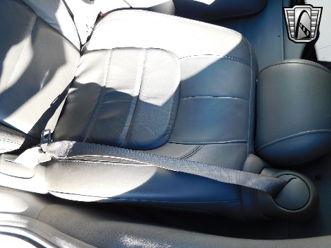 2004 Cadillac DeVille image 66