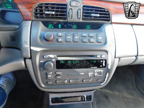 2004 Cadillac DeVille image 70