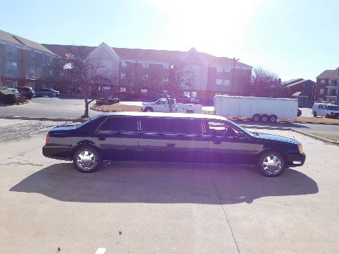 2004 Cadillac DeVille image 27