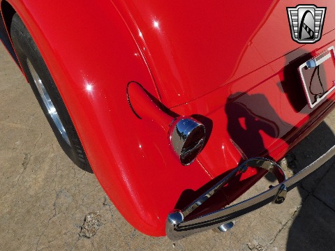 1933 Chevrolet Roadster image 35