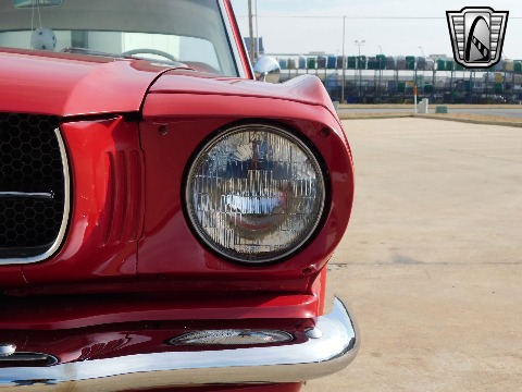 1965 Ford Mustang image 29