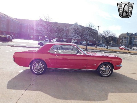 1965 Ford Mustang image 7