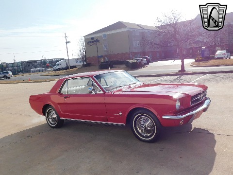 1965 Ford Mustang image 8
