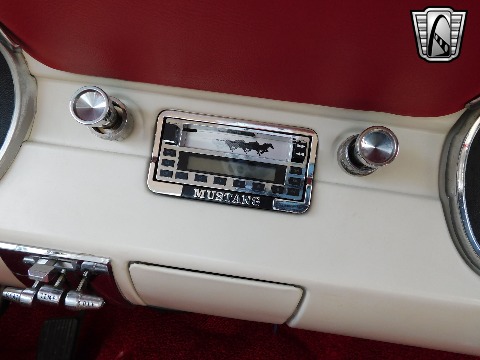 1965 Ford Mustang image 112