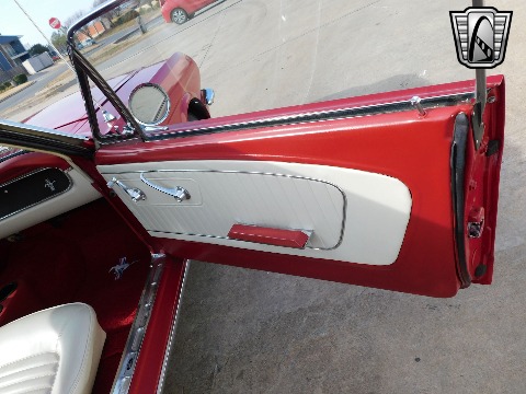 1965 Ford Mustang image 97