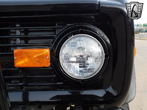 1972 Ford Bronco image 35