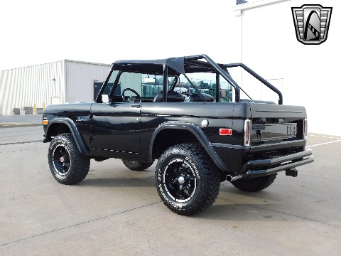 1972 Ford Bronco image 15