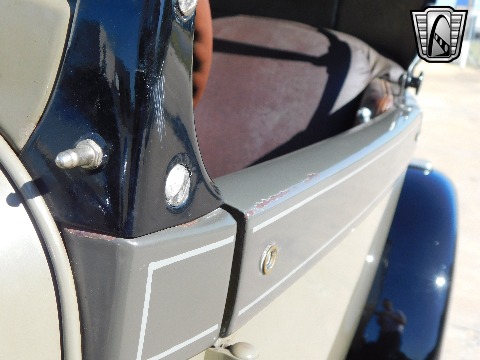 1928 Ford Model A image 29